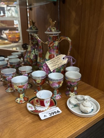 Mid Century Asian Porcelain Saki Decanter with 6 Cups - Incs Chinese Made Mini Teacup & Teapot Set
