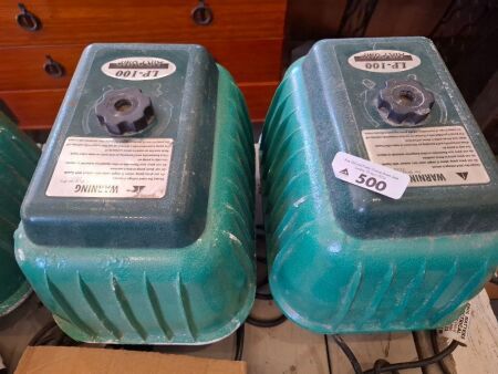 2 x LP-100 Air Pumps (quanity choice lots 498 - 501)