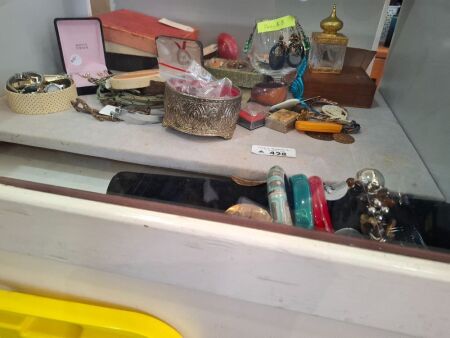 Collectable Misc Items - Incs Watches & Jewellery