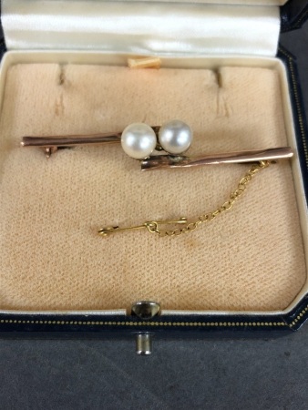 14ct Rose Gold Bar Brooch with Cultured Pearls & Safety Chain