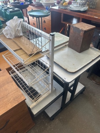 Modern Computer Table on Wheels