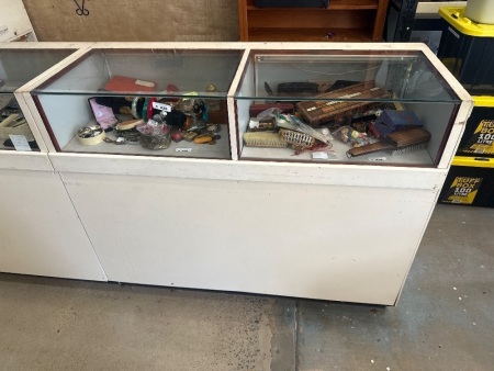 Commercial Retail Display Cabinet (contents not included)