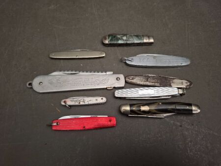 9 Pocket Knives