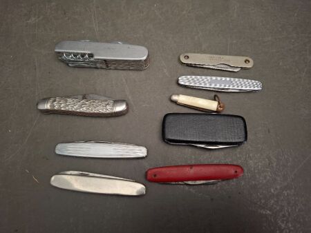 9 Pocket Knives