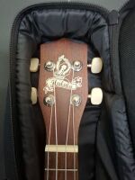 Hulala Ukulele in Case - 3
