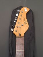 Magnum Electric Guitar in Case - 2