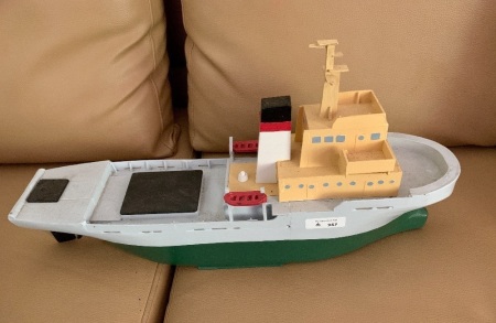 Scale Model of Ocean Going Tug with Battery Motor for Dam Use built by Athol Bevan - App. 450mm Long