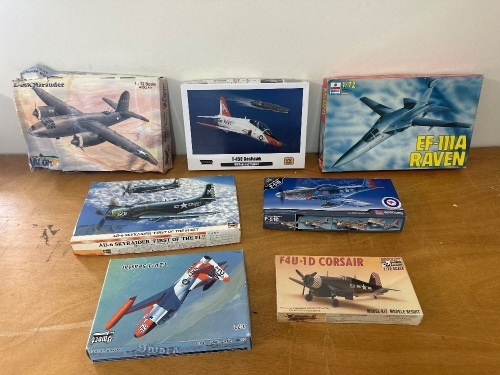 7 x US Military Aeroplane Models