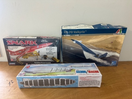 3 x US Aeroplane Models