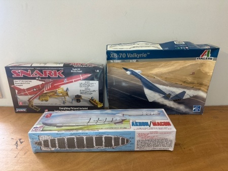 3 x US Aeroplane Models