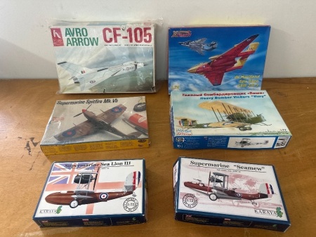 6 x British Army Aeroplane Models