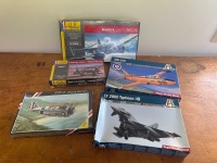 5 x Aeroplane Models - 2