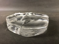 Crystal Paperweight of Diving Kingfisher Signed Mats Jonasson Sweden - 3