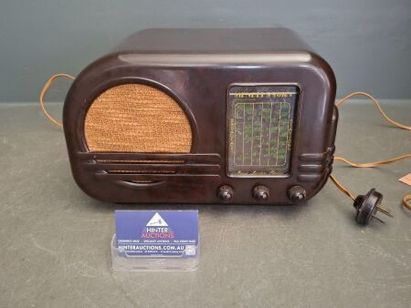 Vintage Mendelssohn Bakelite Mantel Radio