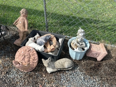 Lot of Stoneware/Terracotta Garden Ornaments