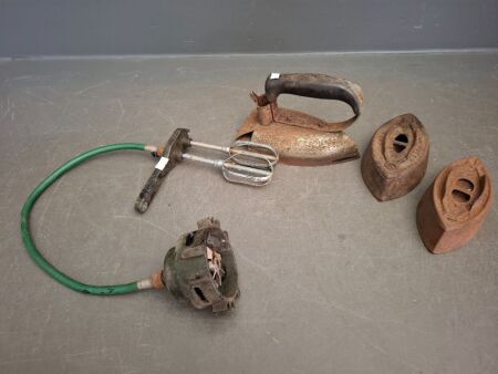 Black & Green Bakelite Super-mix Attachment & 3 Sad Irons