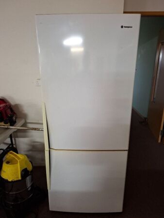 Wesinghouse upright fridge/freezer