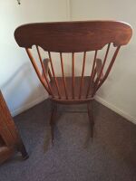 Antique wooden rocking chair - 3