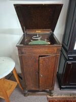 Rexonola upright gramophone