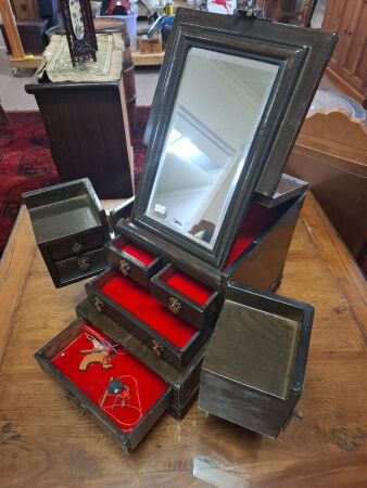Chinese travelling vanity box with brass fittings and key