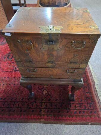 Vintage Asian side table with ornate brass fittings on stand
