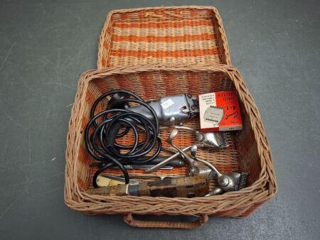 Collection of Clippers Incs Razor in Original Box