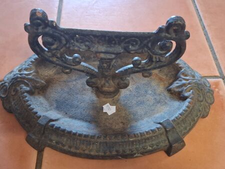 Cast iron boot scraper
