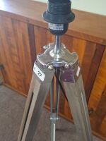 Tripod lamp stand - 2