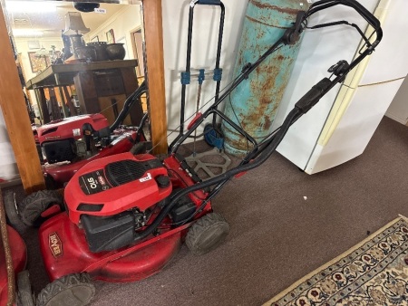 ROVER PRO-CUT 910 self propelled lawnmower