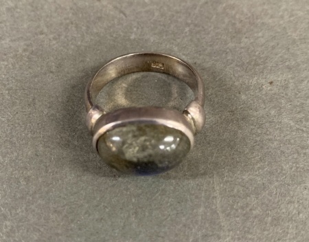 Sterling Silver & Labrodite Ring