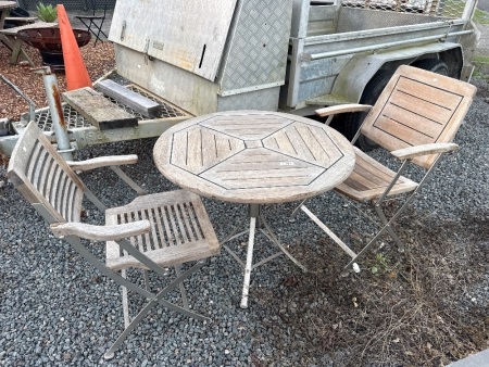 2x KIRCODAN folding chairs and table