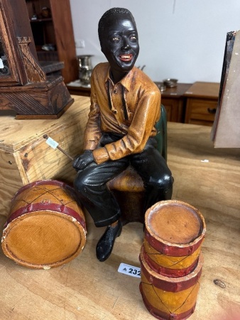 Wooden New Orleans jazz band figurine - playing drums (CHOICE 229 - 232)