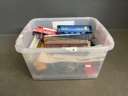 Lot of Vintage Toy Trains