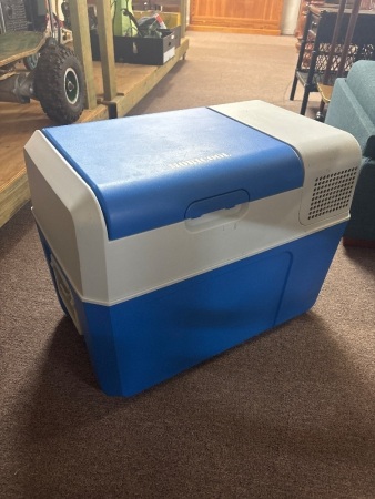 MOBICOOL AC/DC portable fridge