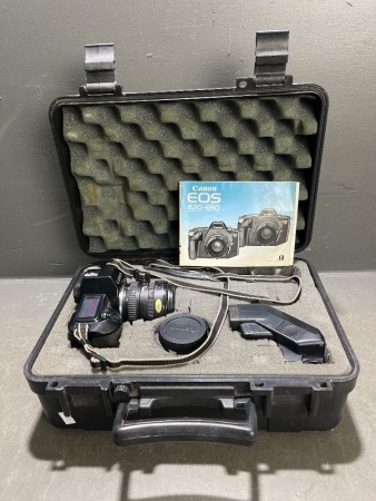 Cannon. EOS650 digital camera with 35-70mm, 28mm lens, and flash in protective case