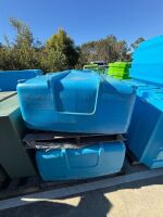 2 x 500 Litre Tank with wash tank blue