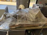 Pallet with Exhaust set - Toyota Landcruiser