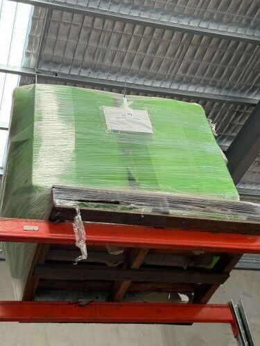 2 x 400 Litre Steam Tanks