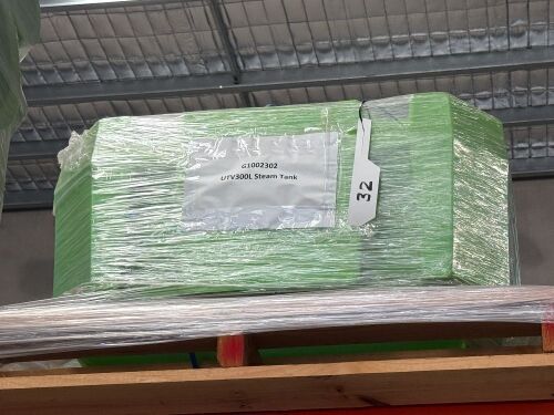 1 x 300 Litre steam Tank