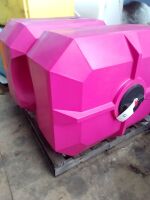2 x 400 litre tank pink
