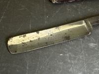 Roxo Cut-Throat Razor in Original Case - 2