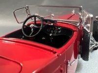 1928 Stutz Blackhawk Boattail &ndash; Red - 6