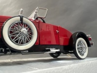 1928 Stutz Blackhawk Boattail &ndash; Red - 9