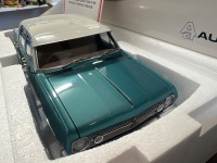 1967 Holden HR Premier Sedan Tennyson Turquoise - 4