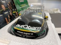 2018 Holden Commodore ZB # 888 Craig Lowndes / S.Richards - Winner Bathurst - 6