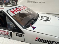 1995 Holden Commodore VR #015 Craig Lowndes / Greg Murphy - 1995 Bathurst Pole Position - Cert. No. 0606 / 1200 - Maker. Classic Car - Pro. No. 18413 - 6