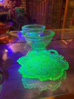 Uranium/glow glass dish and bowl