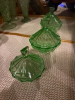 2x uranium/glow depression, glass lidded dishes - 2