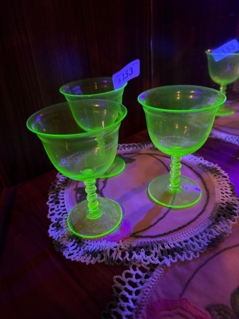 3x Green uranium/glow glass goblets