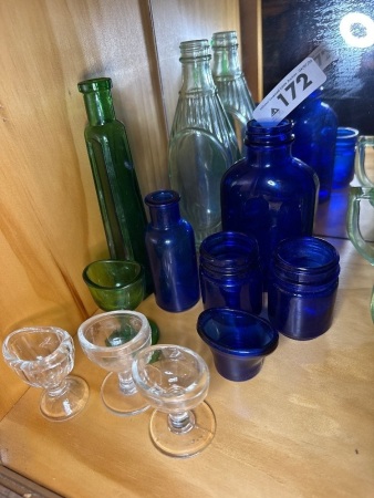 Where is coloured glass medical pieces including pedestal eyes washers